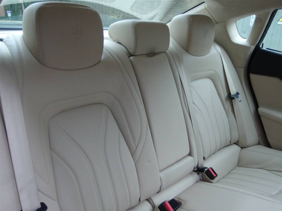 Image 60/90 of Maserati Quattroporte GTS (2013)