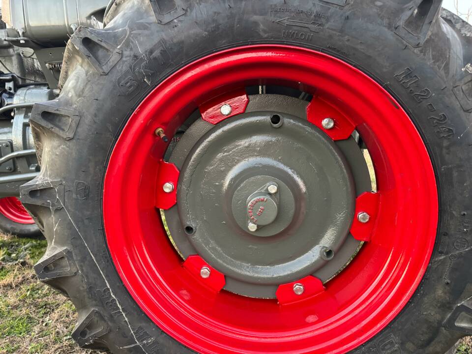 Bild 21/45 von Lamborghini DL 25 (1955)