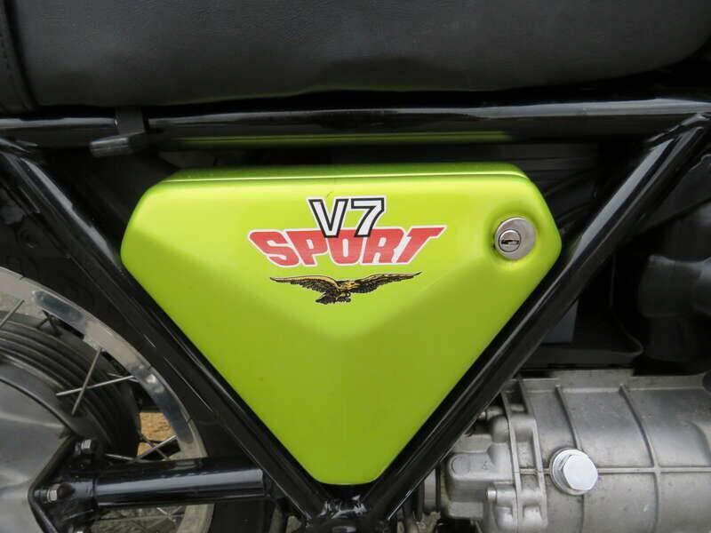 Image 27/45 of Moto Guzzi V7 Sport (1973)