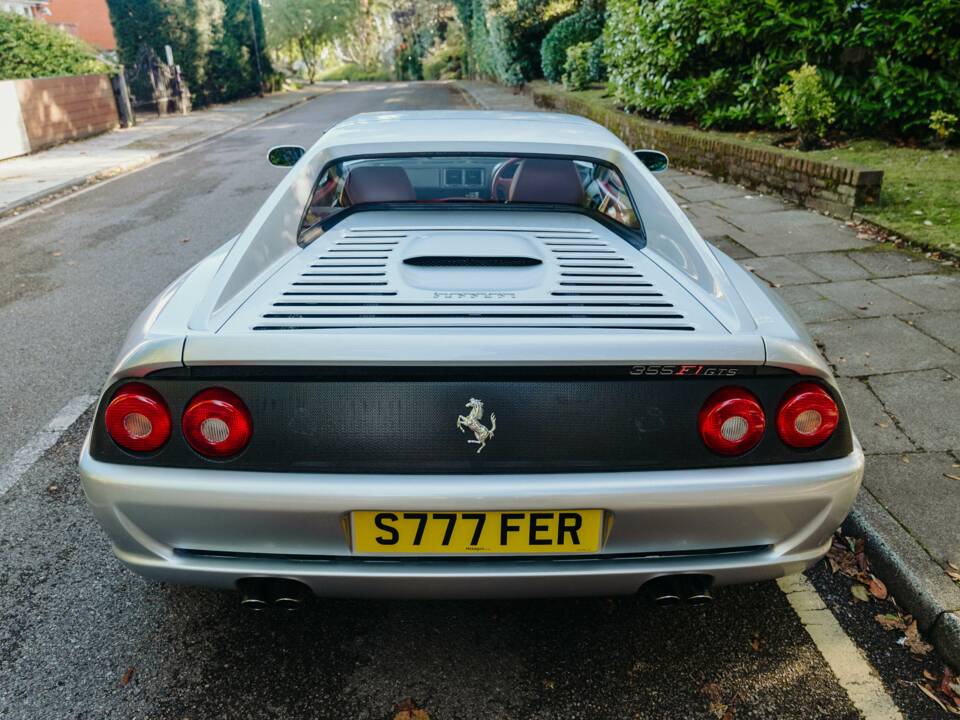 Bild 38/50 von Ferrari F 355 GTS (1998)