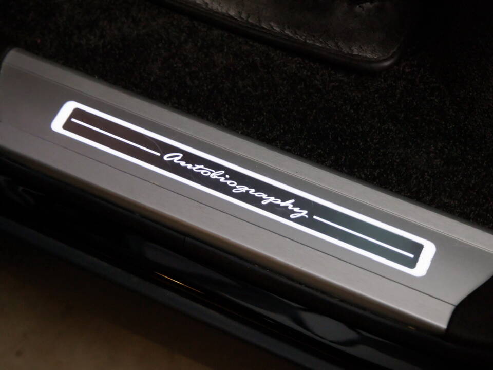 Image 27/34 of Land Rover Range Rover V8 SV Autobiography (2015)