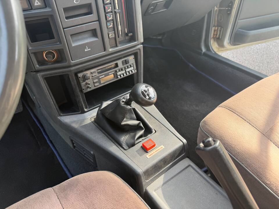 Imagen 28/50 de Peugeot 505 Break 4x4 Dangel (1988)