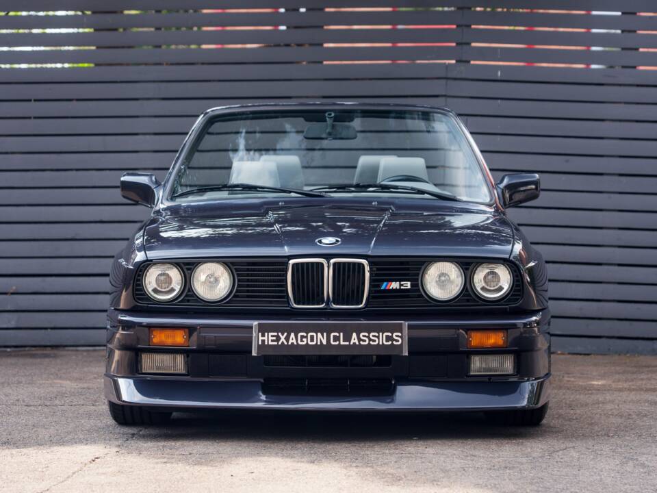 Afbeelding 16/53 van BMW M3 (1991)