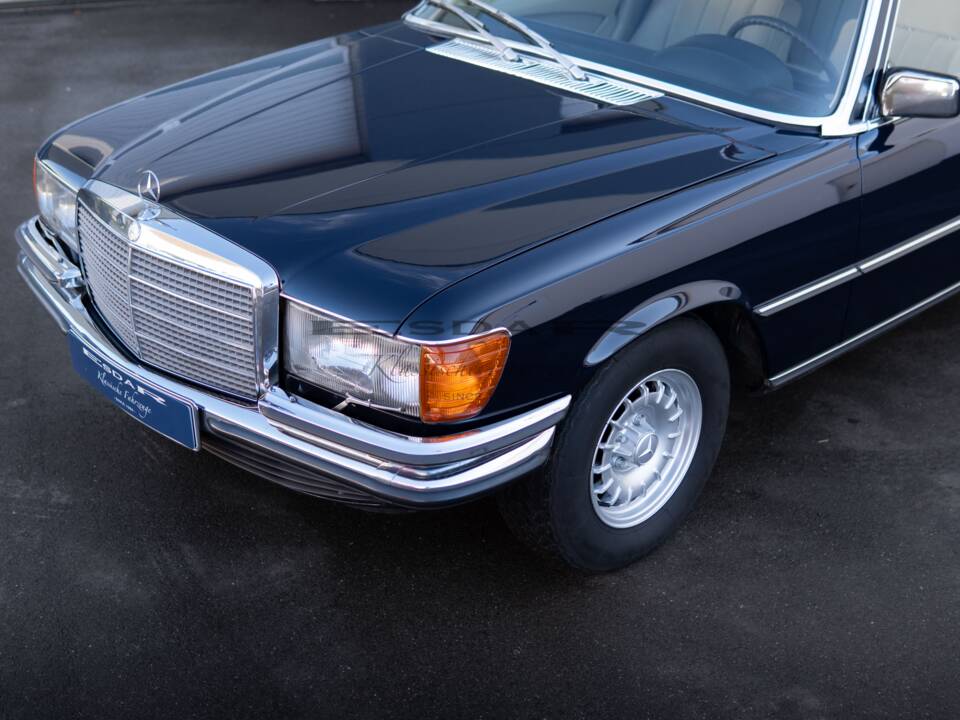 Image 20/30 of Mercedes-Benz 450 SEL 6,9 (1977)