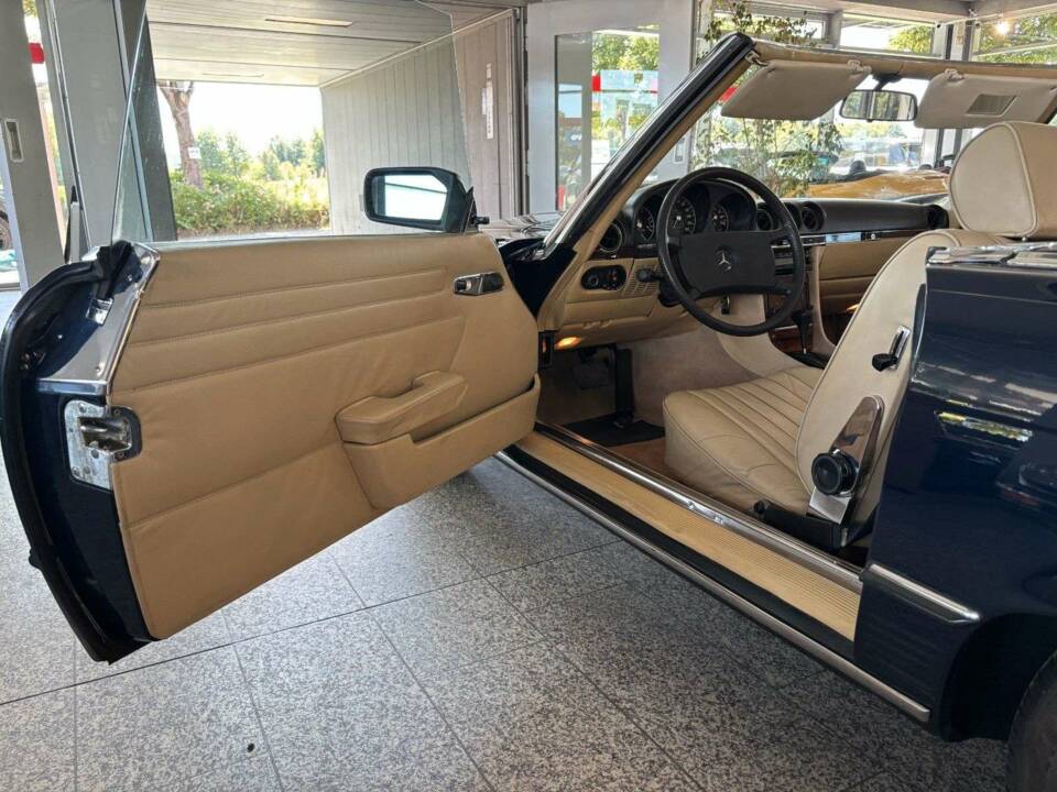 Afbeelding 10/31 van Mercedes-Benz 380 SL (1980)