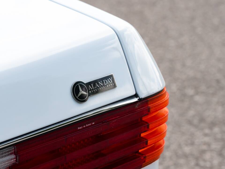 Bild 20/50 von Mercedes-Benz 300 SL (1989)