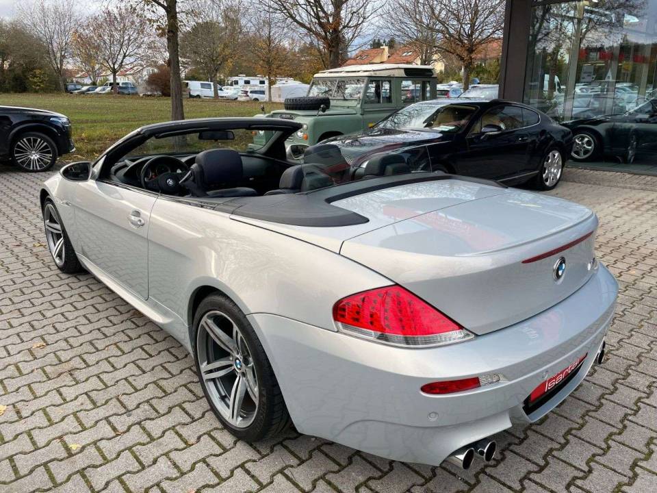 Image 10/19 of BMW M6 (2007)