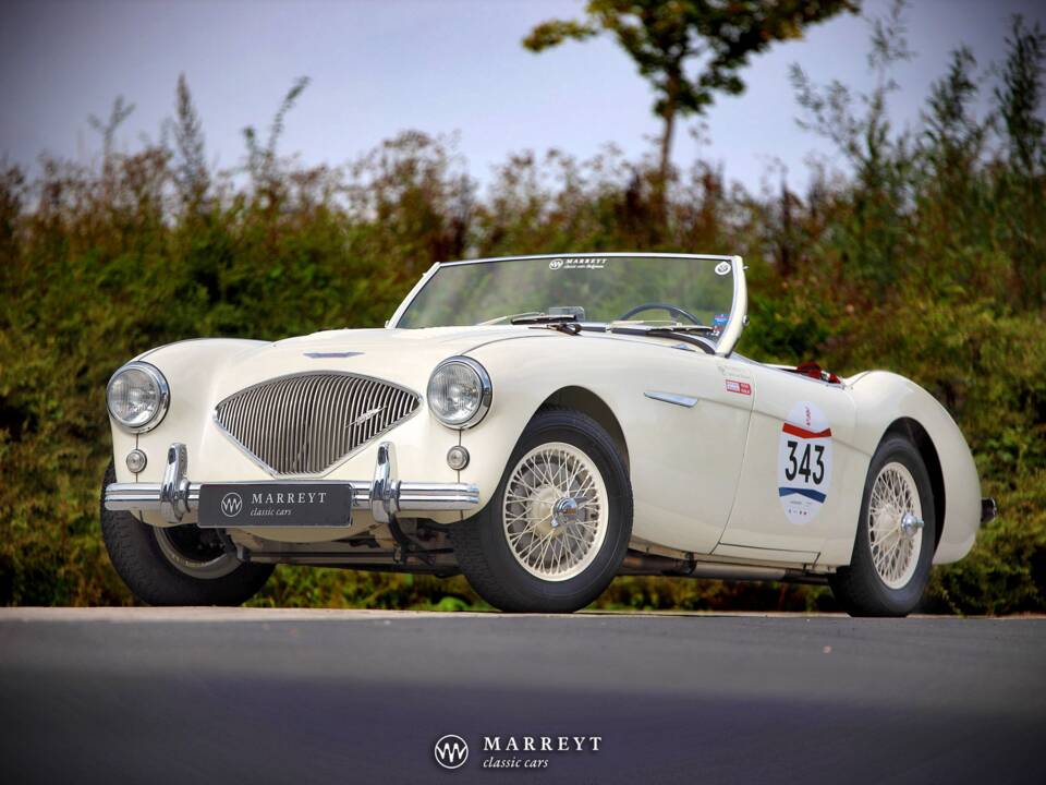 Image 3/51 of Austin-Healey 100/4M (BN2) (1955)