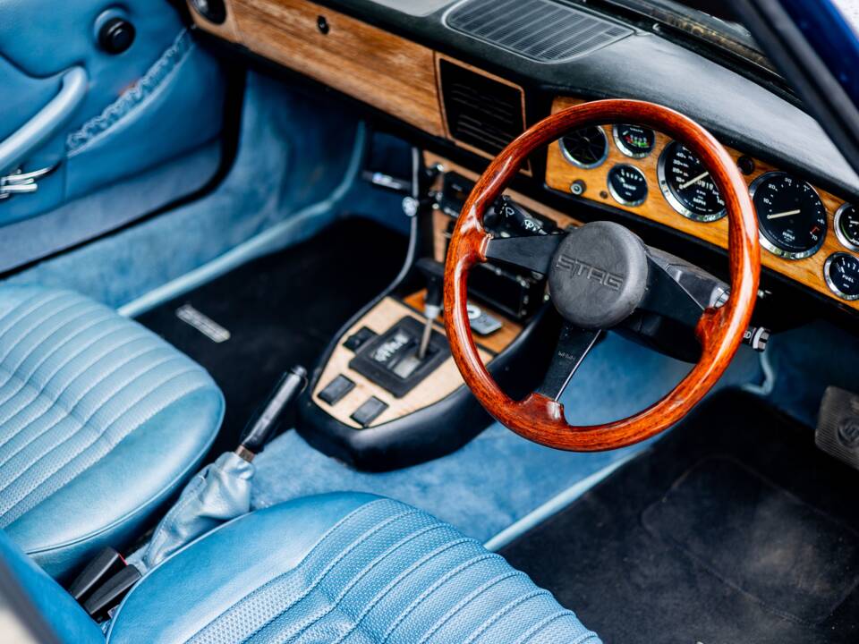 Image 16/26 de Triumph Stag (1973)