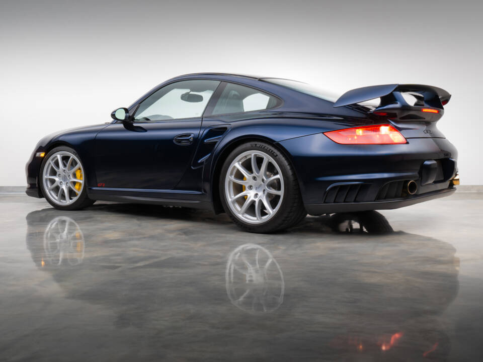Bild 8/42 von Porsche 911 GT2 (2008)