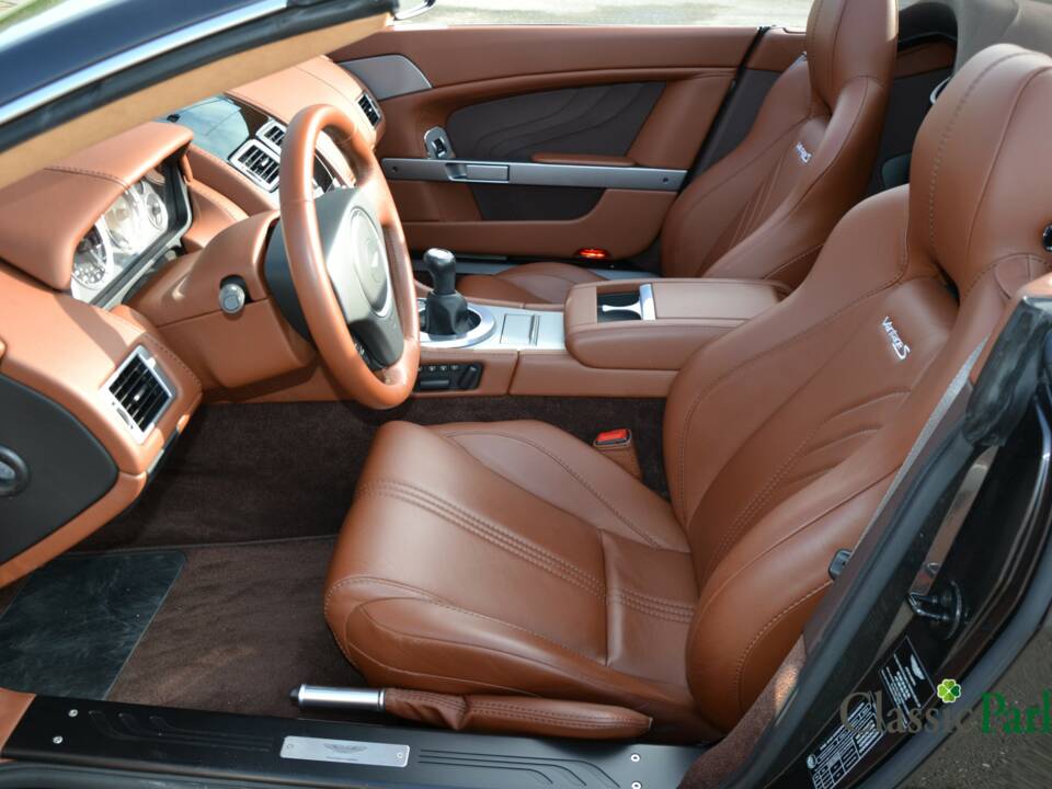 Bild 10/50 von Aston Martin V8 Vantage S (2013)