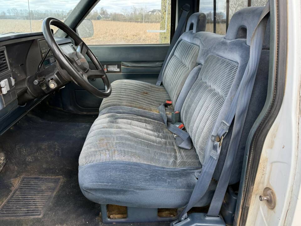 Bild 10/22 von Chevrolet C2500 (1992)