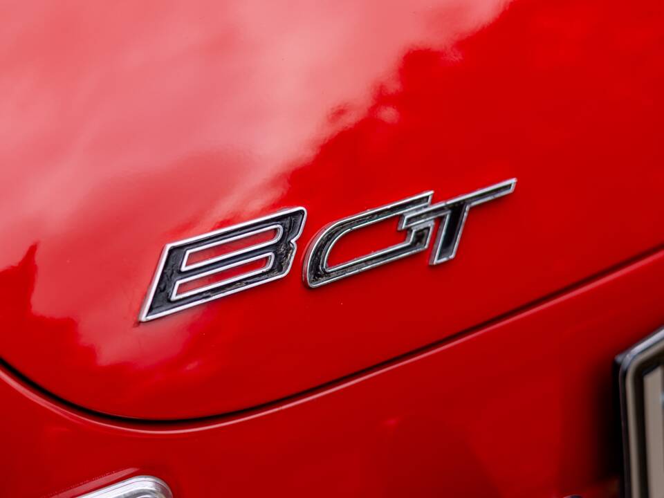 Image 15/39 de MG MGB GT (1972)