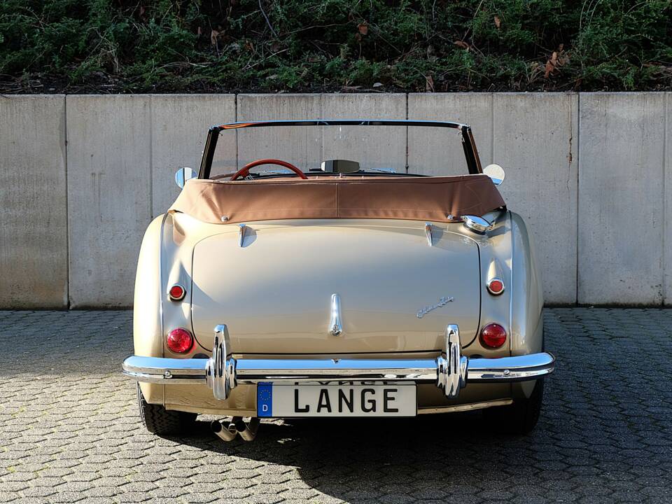 Image 3/68 of Austin-Healey 3000 Mk III (BJ8) (1965)