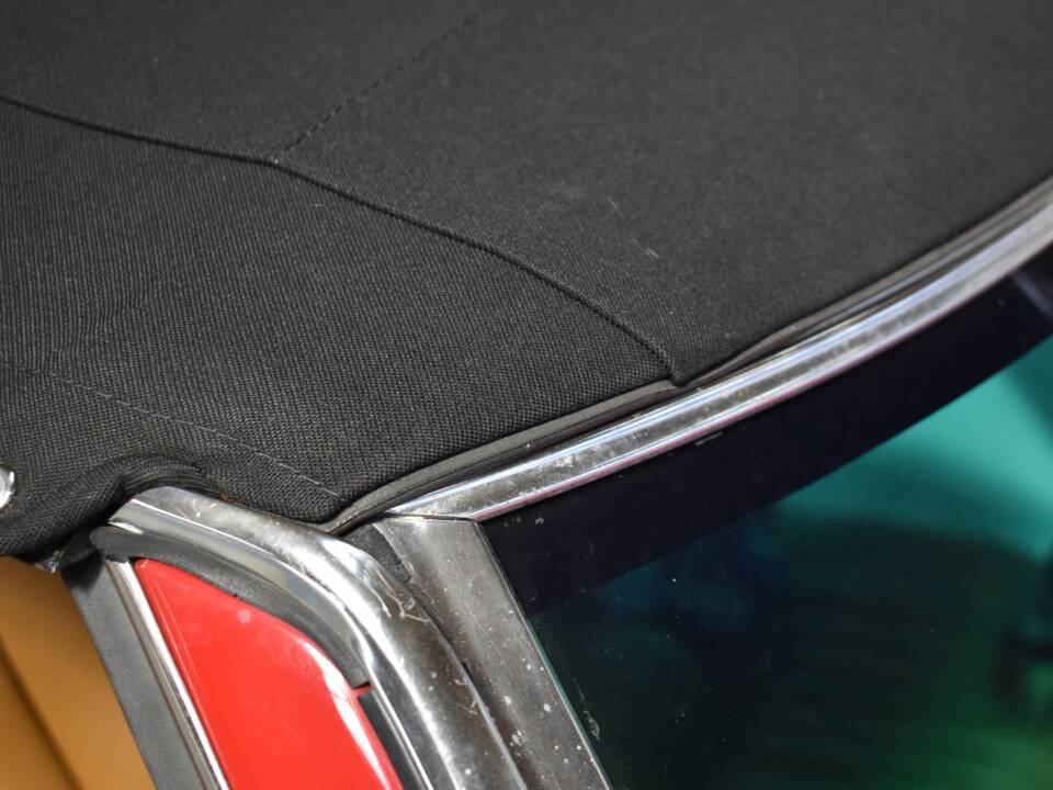 Image 21/94 of Mercedes-Benz 560 SL (1988)