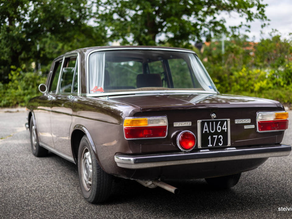 Imagen 11/51 de Lancia 2000 Iniezione (1973)