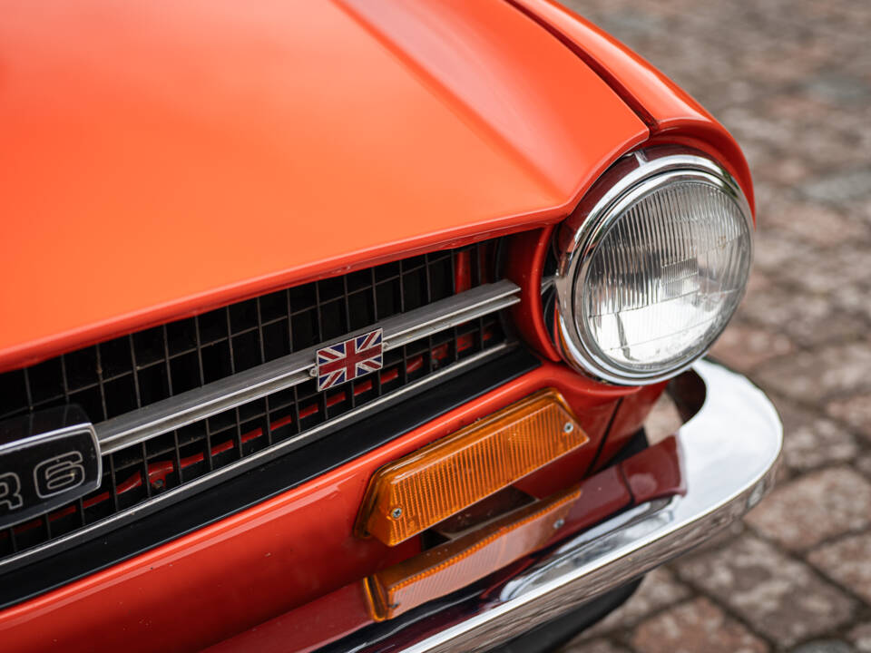 Imagen 6/75 de Triumph TR 6 (1973)
