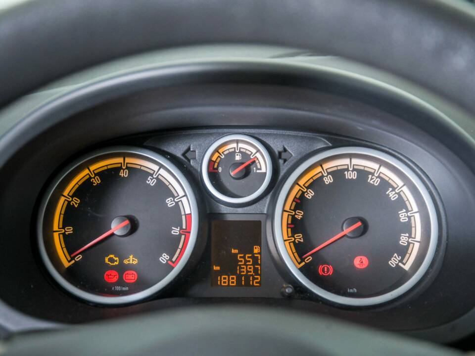 Image 15/48 de Opel Corsa 1.2 (2008)