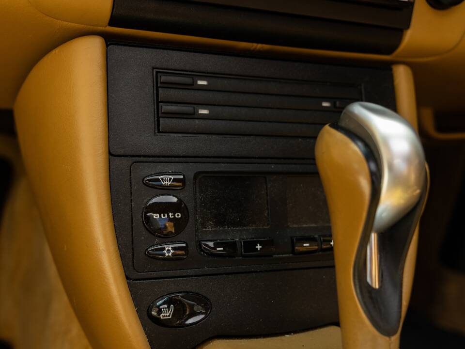 Bild 20/27 von Porsche 911 Turbo (2001)