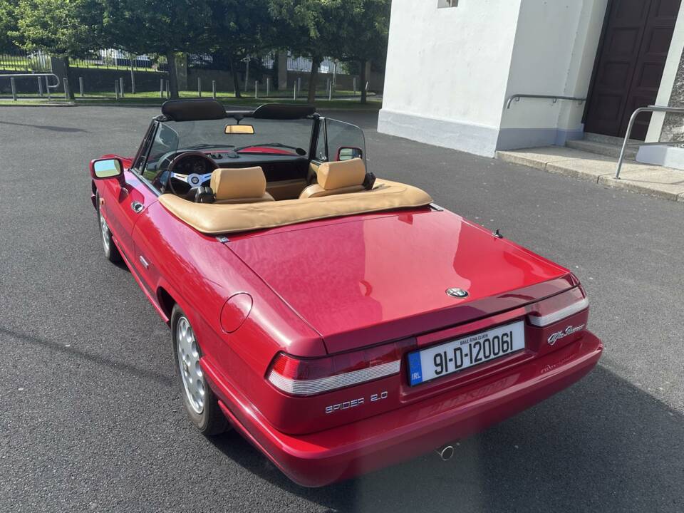 Image 9/50 of Alfa Romeo 2.0 Spider (1991)