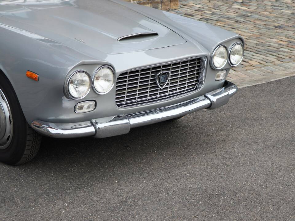 Image 7/51 of Lancia Flaminia GT Touring (1960)
