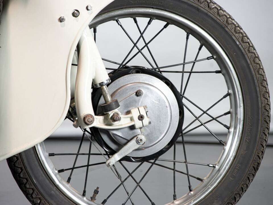 Immagine 41/50 di Moto Guzzi Galletto (1962)