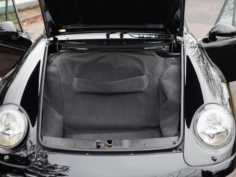 Bild 15/19 von Porsche 911 Carrera 4 (1996)