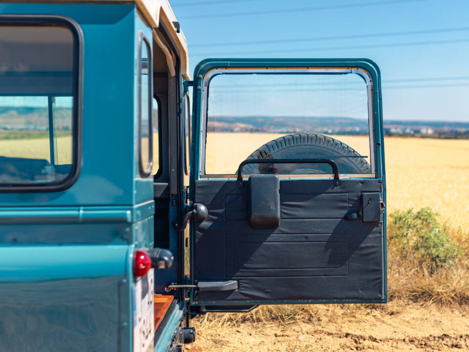 Afbeelding 27/51 van Land Rover Defender 110 (1995)