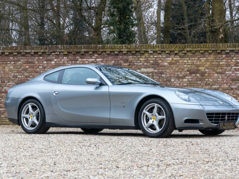 Bild 35/50 von Ferrari 612 Scaglietti (2005)