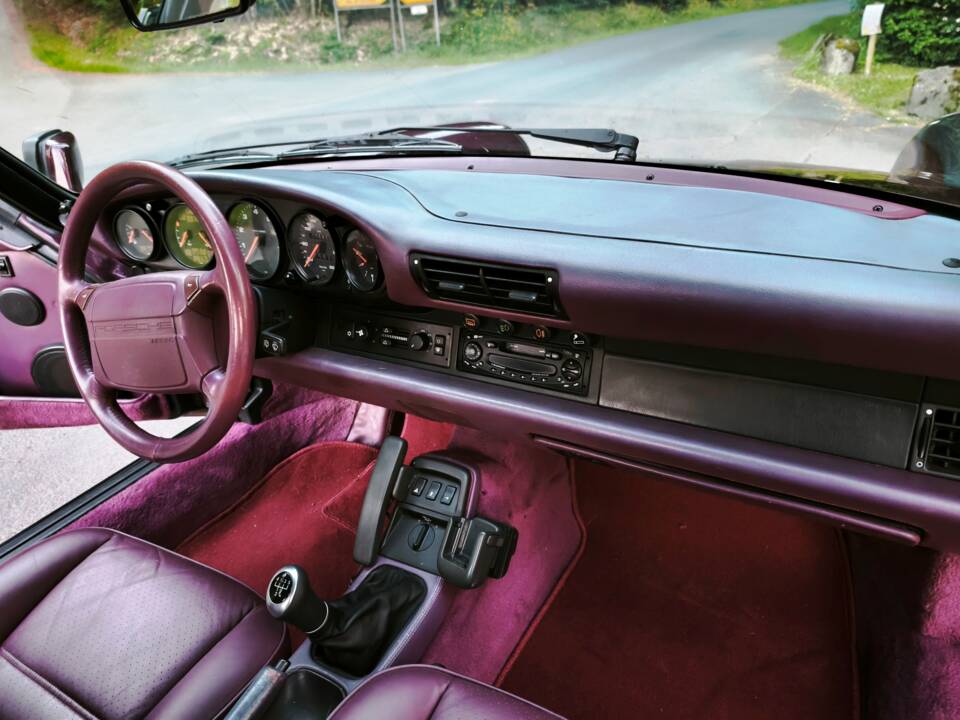 Bild 14/31 von Porsche 911 Carrera (WTL) (1990)