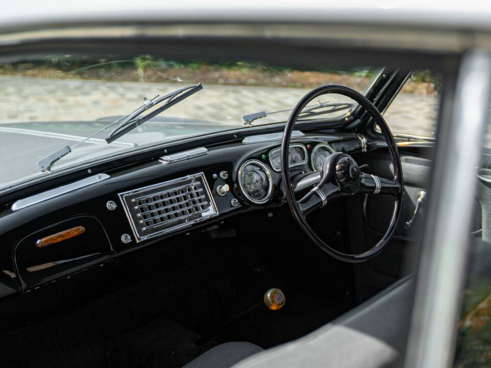Image 34/50 de Lancia Augusta Ghia (1935)