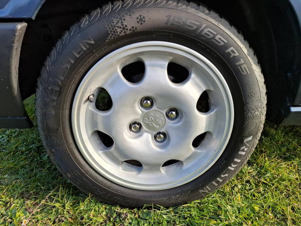 Image 8/27 de Peugeot 309 (1990)