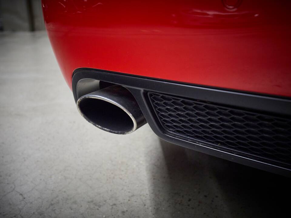Image 23/95 of Audi RS4 Avant (2006)