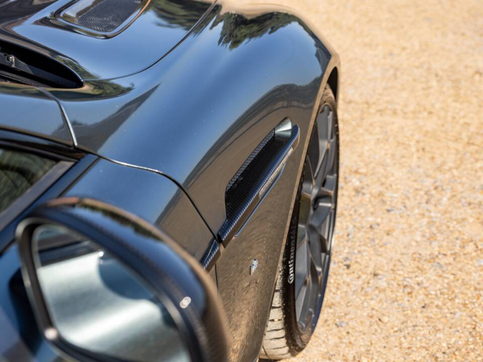 Image 29/60 of Aston Martin Rapide AMR (2019)