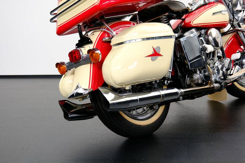 Image 65/75 of Harley-Davidson FL Panhead (1965)