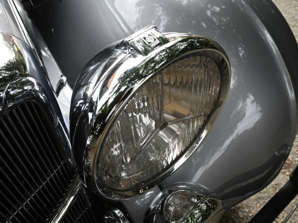 Image 31/50 of Alvis 4.3 Liter Saloon (1940)