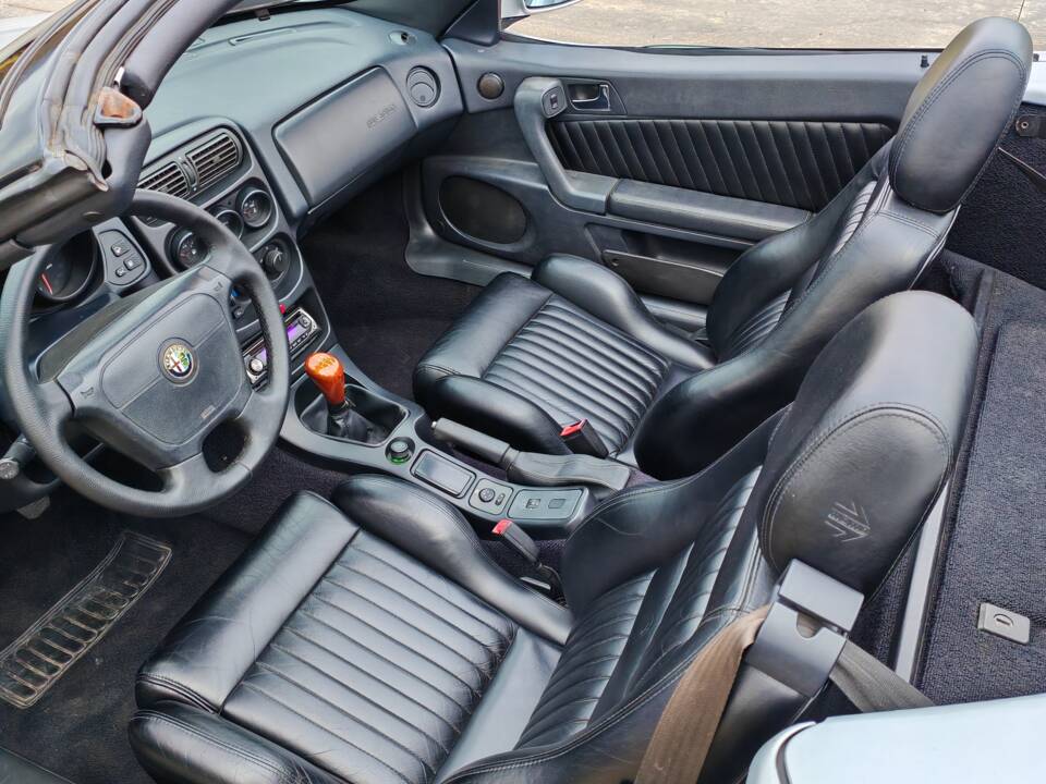 Bild 37/40 von Alfa Romeo Spider 2.0 Twin Spark 16V (1997)