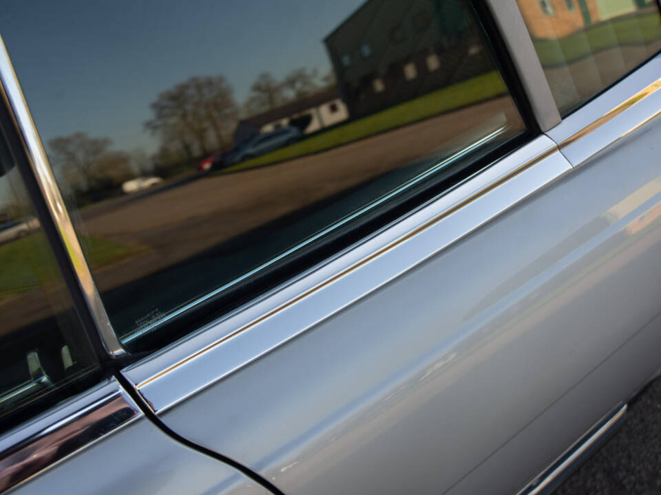 Imagen 39/39 de Mercedes-Benz 350 SLC (1972)