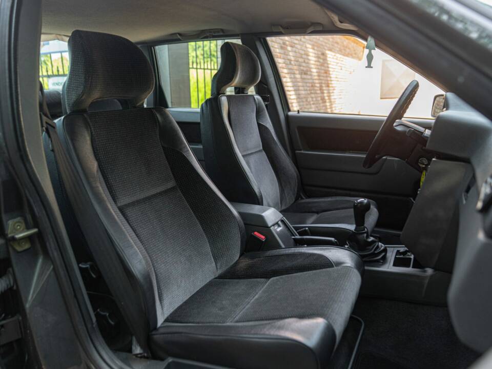 Immagine 20/48 di Volvo 850 2.0 20V (1992)