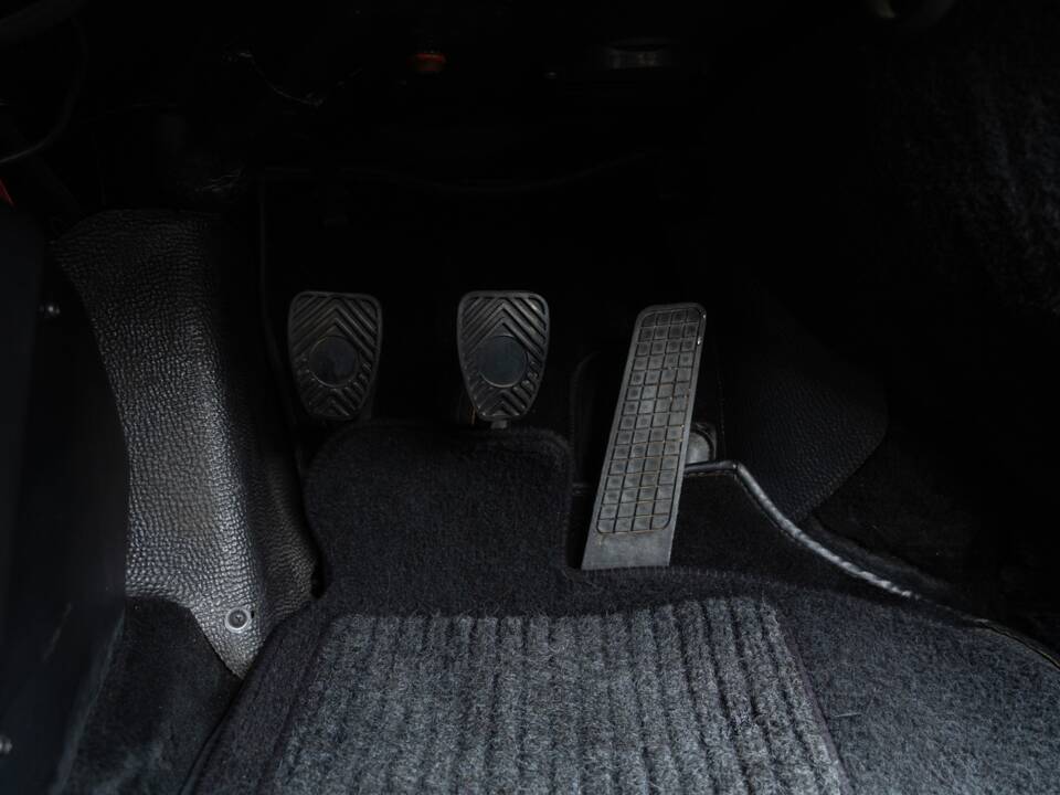 Image 29/67 of Porsche 911 Turbo 3.3 (1987)