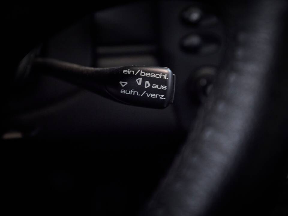 Bild 58/100 von Porsche 911 Carrera 4S (2004)