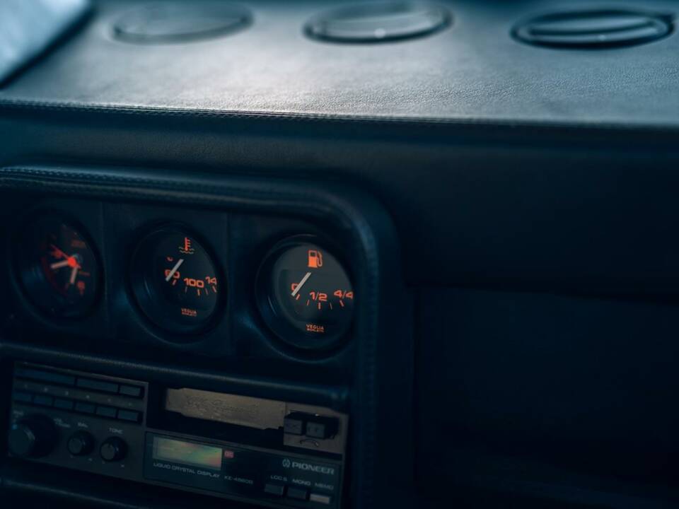 Bild 67/100 von Ferrari 328 GTS (1986)