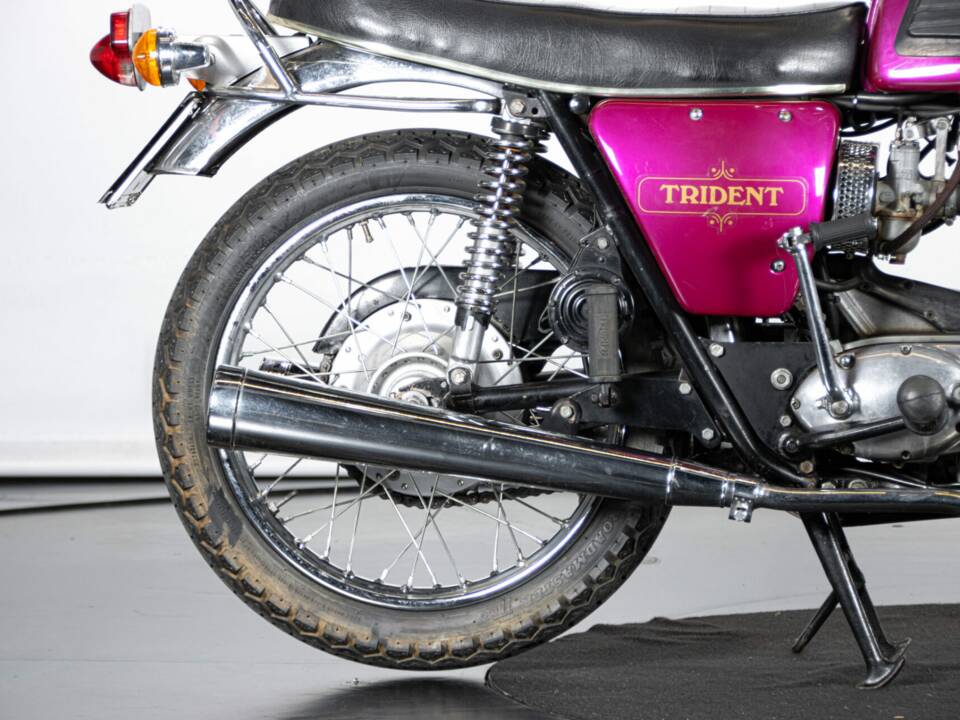 Image 31/50 de Triumph T 150 V Trident (1974)