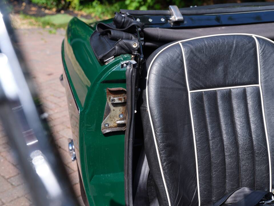 Bild 49/50 von MG MGB (1964)
