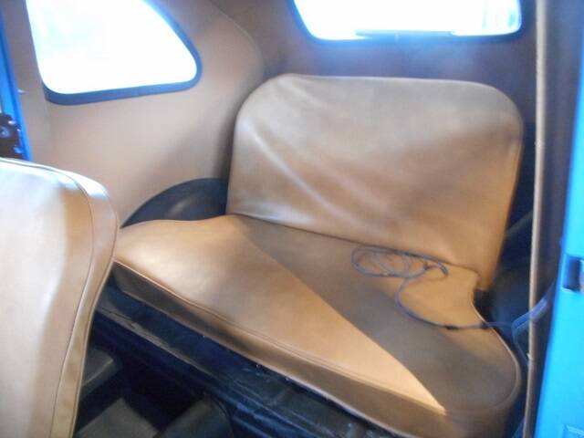 Image 14/20 of Crosley CC Four (1947)