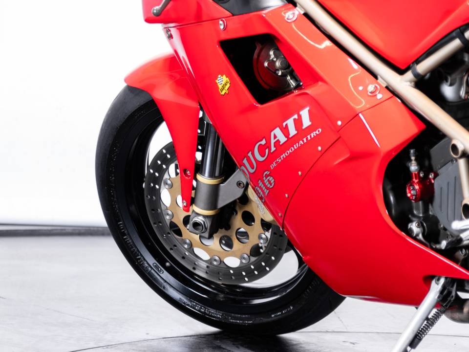 Immagine 10/50 di Ducati DUMMY (1997)