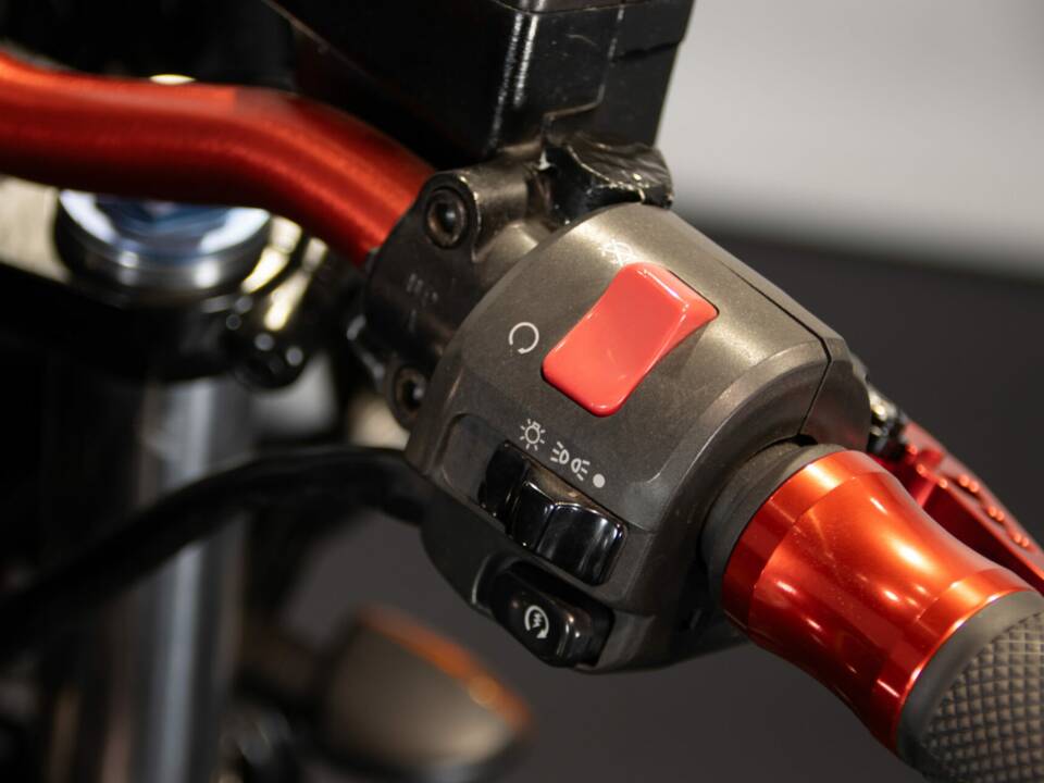 Bild 11/50 von Kawasaki DUMMY (2000)