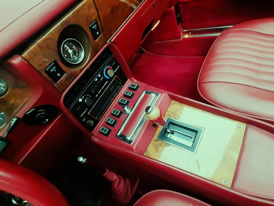 Bild 10/15 von Aston Martin V8 Vantage Volante (1987)