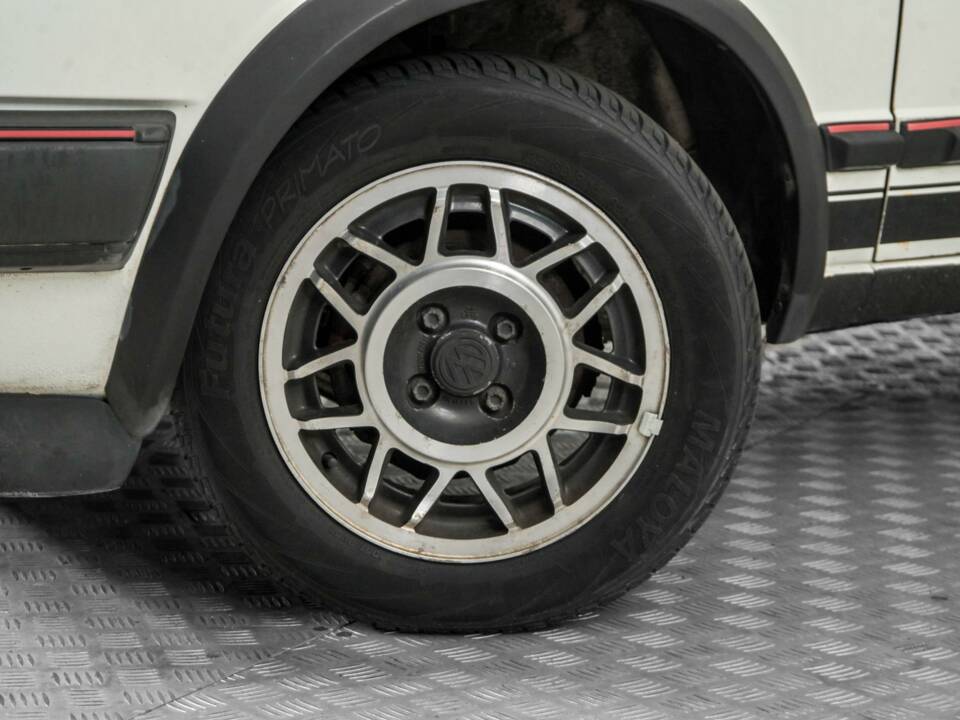 Immagine 4/46 di Volkswagen Jetta II 1.8 (1985)