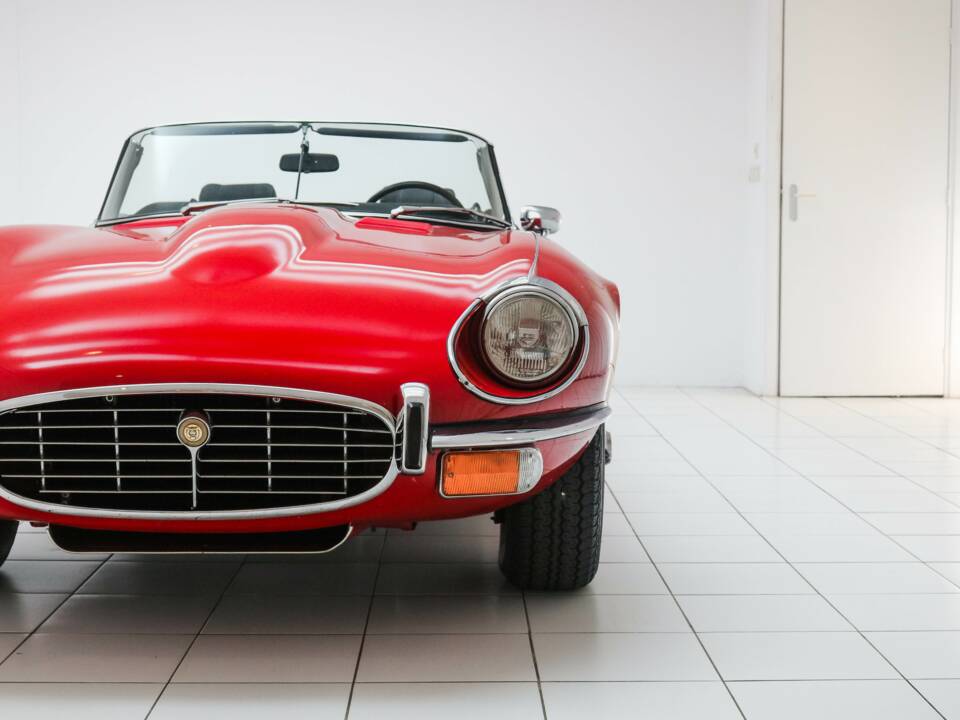 Bild 36/48 von Jaguar E-Type V12 (1973)